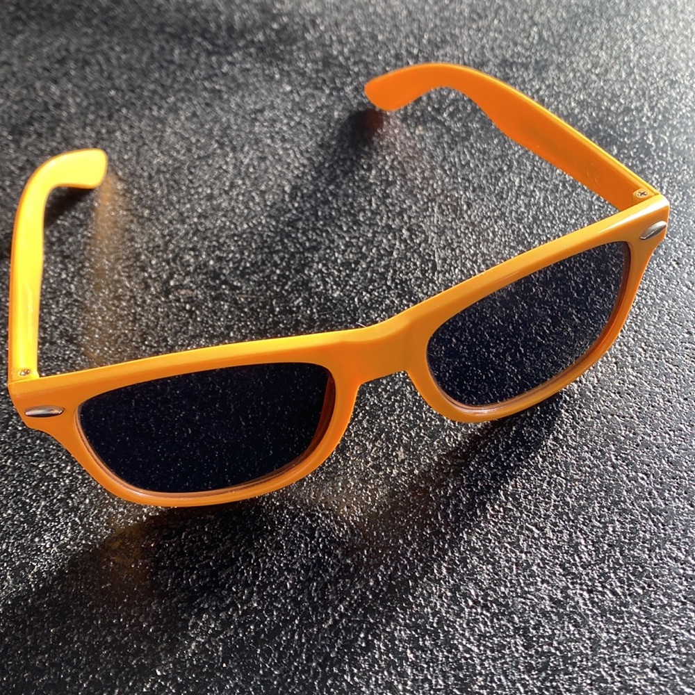 Subaru yellow wayfair sunglasses - Picture 2 of 6